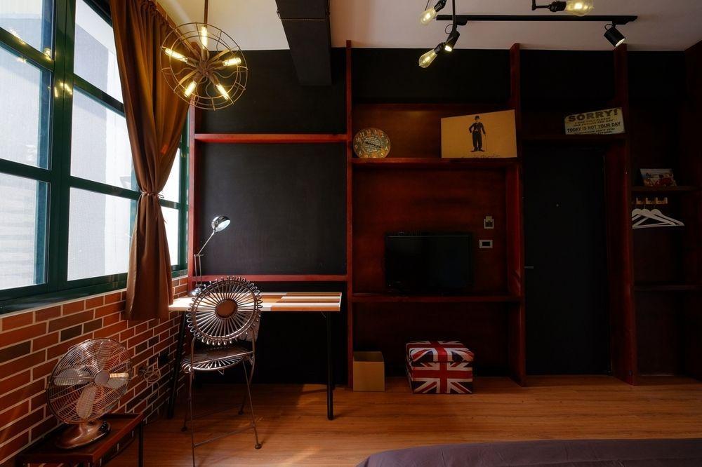 Loft Wo Design Inn Tainan Bagian luar foto