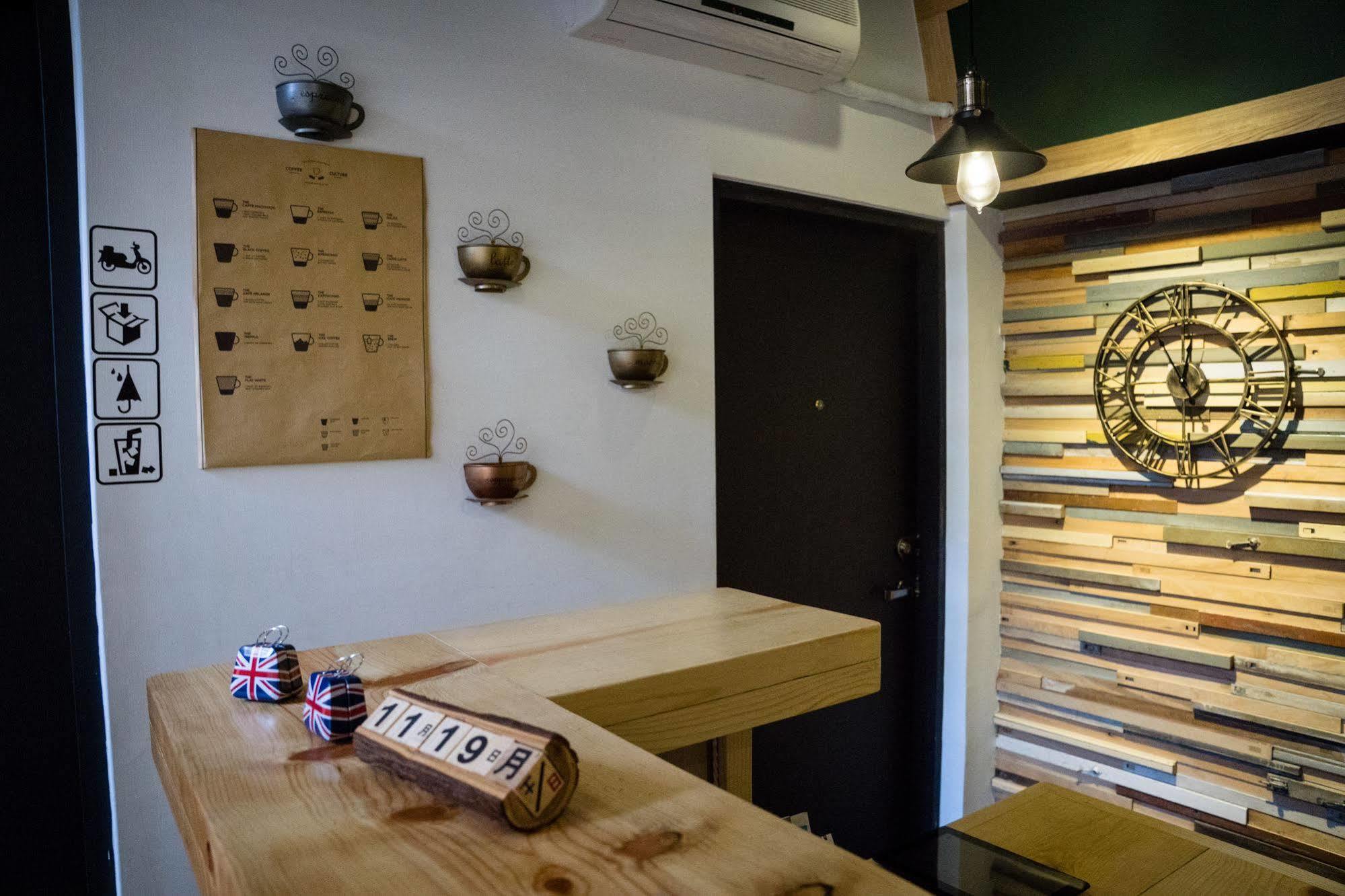 Loft Wo Design Inn Tainan Bagian luar foto