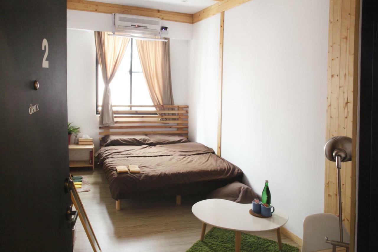 Loft Wo Design Inn Tainan Bagian luar foto